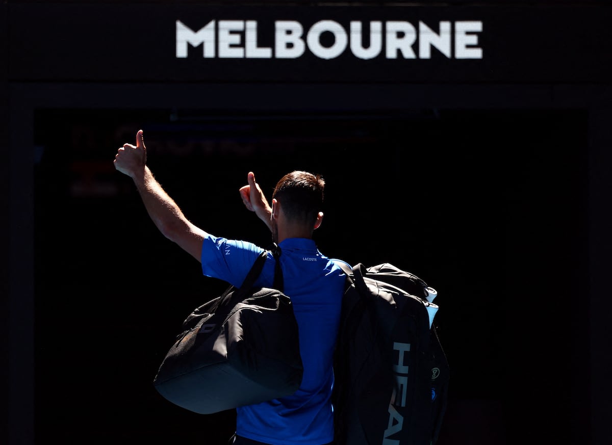 Melbourne whistles Djokovic: “I don’t know if they understand me or want to understand me …”