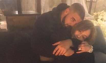 Jennifer Lopez y Drake, en la foto que han publicado en sus cuentas de Instagram.