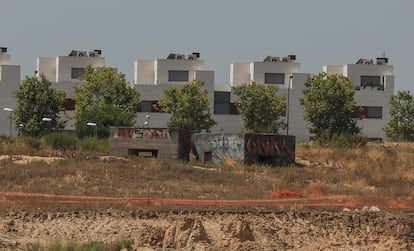 Búnkeres de la guerra civil en medio de las obras de ampliación de Ifema en Valdebebas.