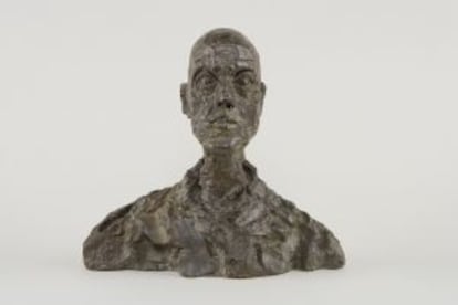 Una de las esculturas del artista Alberto Giacometti.