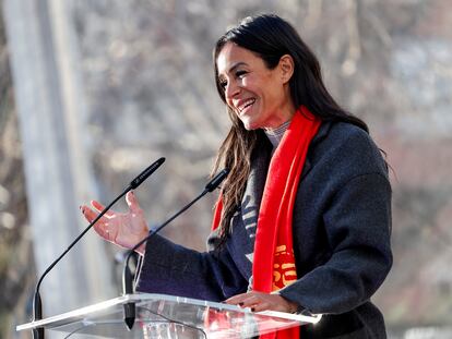 Begoña Villacís, durante el discurso en la inauguración del Año Nuevo chino, el día 20 en el distrito de Usera (Madrid).