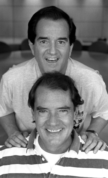 Manuel de la Calva (arriba) y Ramón Arcusa, componentes del Dúo Dinámico, en una imagen de 1997.