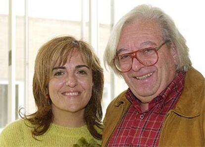 Elvira Lindo y Antonio Mercero, durante la presentación ayer en Madrid de la serie <i>Manolito Gafotas.</i>