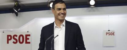 El secretario general del PSOE, Pedro S&aacute;nchez, durante la rueda de prensa. 