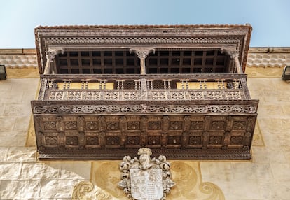 Fachada de la Casa de los Balcones en el pueblo de La Orotava (Tenerife).  