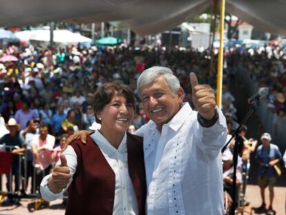 Imagen de archivo de Delfina Gomez y Andrés Manuel López Obrador, en Atizapán (Estado de México).