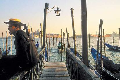 Embarcadero de góndolas frente a la isla de la Giudecca, en Venecia.