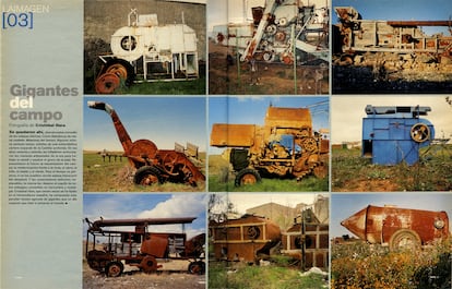 Doble página de fotografías de Cristóbal Hara publicada en 'El País Semanal' en mayo de 2000 bajo el título 'Gigantes del campo', sobre trilladoras abandonadas por falta de uso en pueblos españoles.