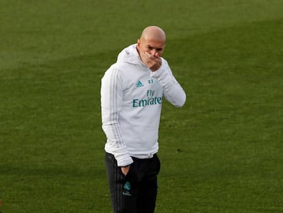 Zidane, en el entrenamiento de este s&aacute;bado.