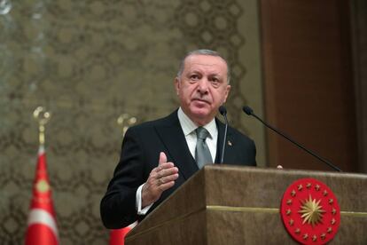 El presidente turco Recep Tayyip Erdogan habla durante un seminario en Ankara este jueves. 
