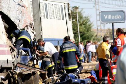 Según algunos testigos, la máquina se salió de la vía a la salida de una curva en las inmediaciones de la estación de Villada.