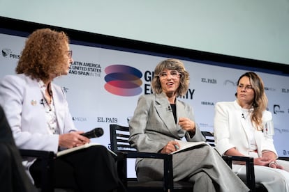 Alicia Montalvo, Teresa Parejo and Maria de Los Angeles