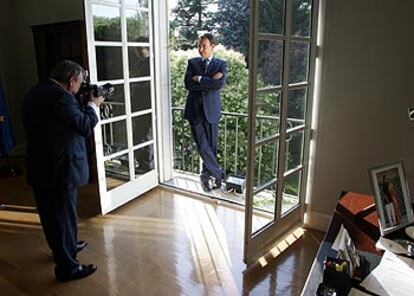 José Luis Rodríguez Zapatero posa para una foto oficial en el palacio de la Moncloa. La foto se tomó el pasado miércoles.