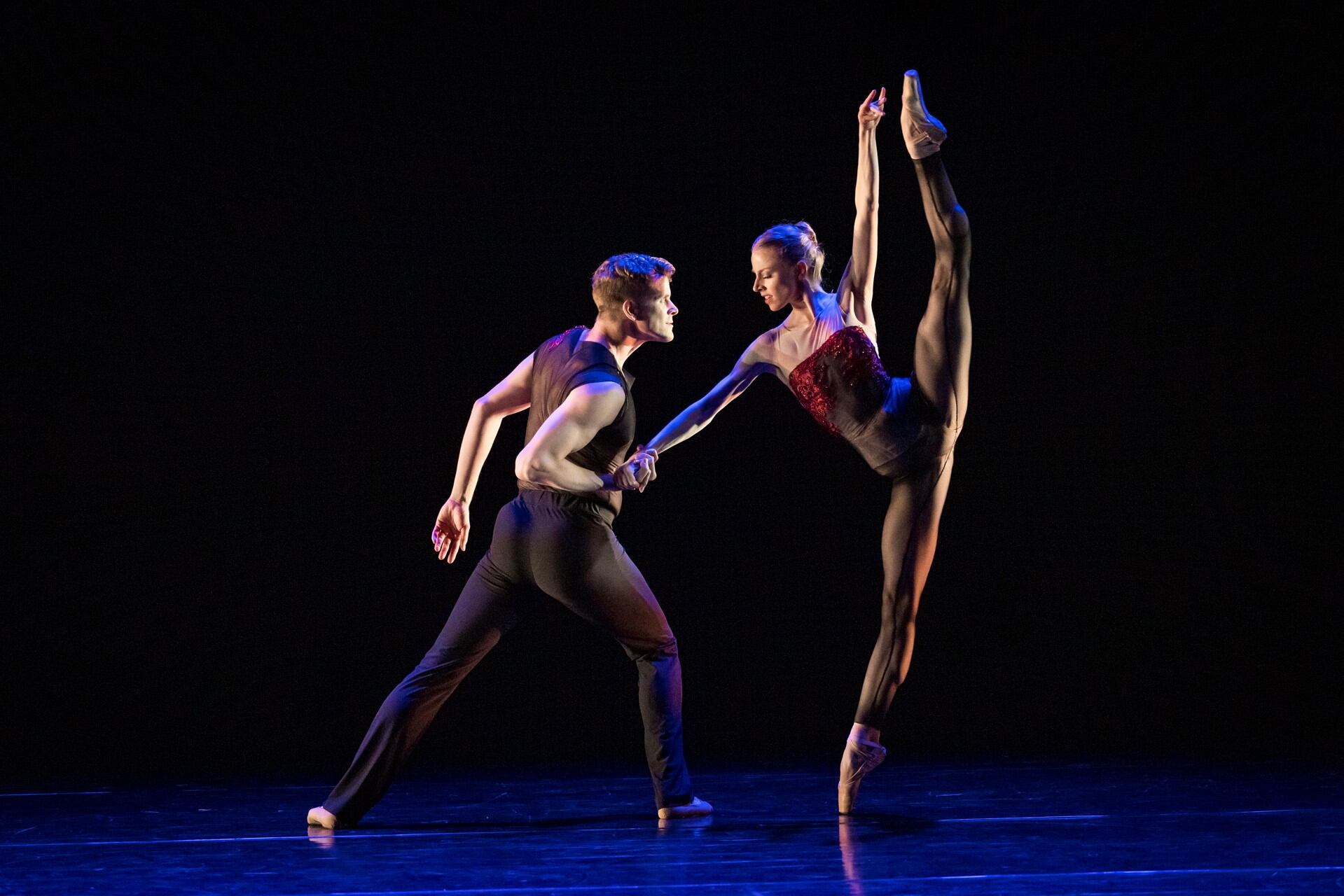 'Wind' arranca con su coreografía 'Concierto para piano Nº 5'. LUCA VANUSSO 