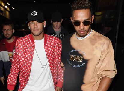 Neymar con Hamilton, en Londres.