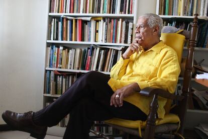 El escritor puertorriqueño conserva en su biblioteca de su casa de Santurce los libros dedicados. El resto los donó a la Universidad de Puerto Rico.