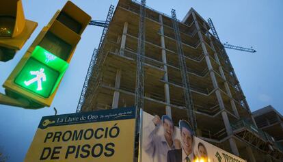 Promoción de viviendas en construcción en Diagonal Mar.