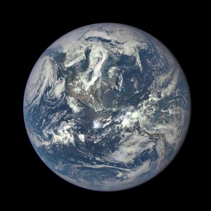 Imagen de la Tierra tomada desde el sat&eacute;lite Deep Space Climate Observatory.