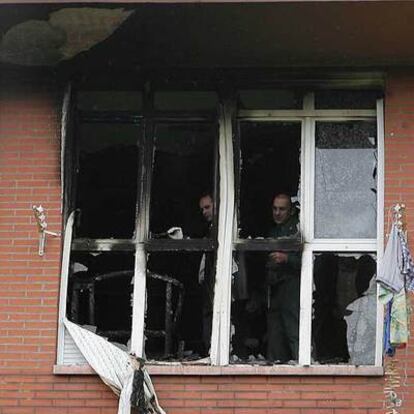 Estado en que quedó la fachada del domicilio tras el incendio.