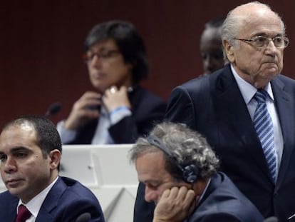Platini y Blatter en el congreso de la FIFA en mayo de 2015.