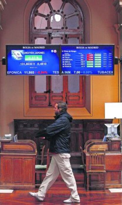 Los analistas afirman que los flujos de dinero de los fondos extranjeros van a seguir llegando a España en busca de rentabilidades.
