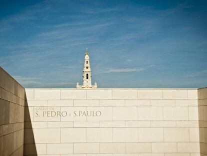 La torre del santuario de F&aacute;tima, en Portugal. 