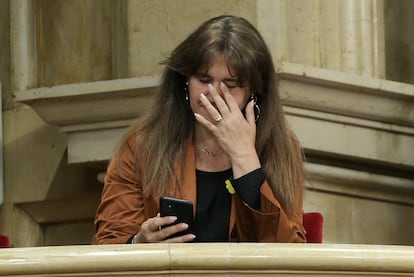 La expresidenta del Parlamento catalán, Laura Borràs, el miércoles en la sesión de control celebrada en la cámara.