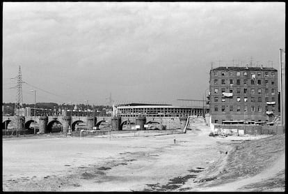 'Imperial y La Chopera, Arganzuela', (1979). Javier Campano (VEGAP, Madrid, 2024)