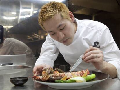 El chef japonés Keisuke Kobayashi, en París, en 2011.