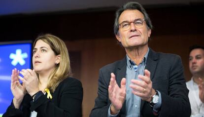 Marta Pascal y el expresidente catalán Artur Mas.