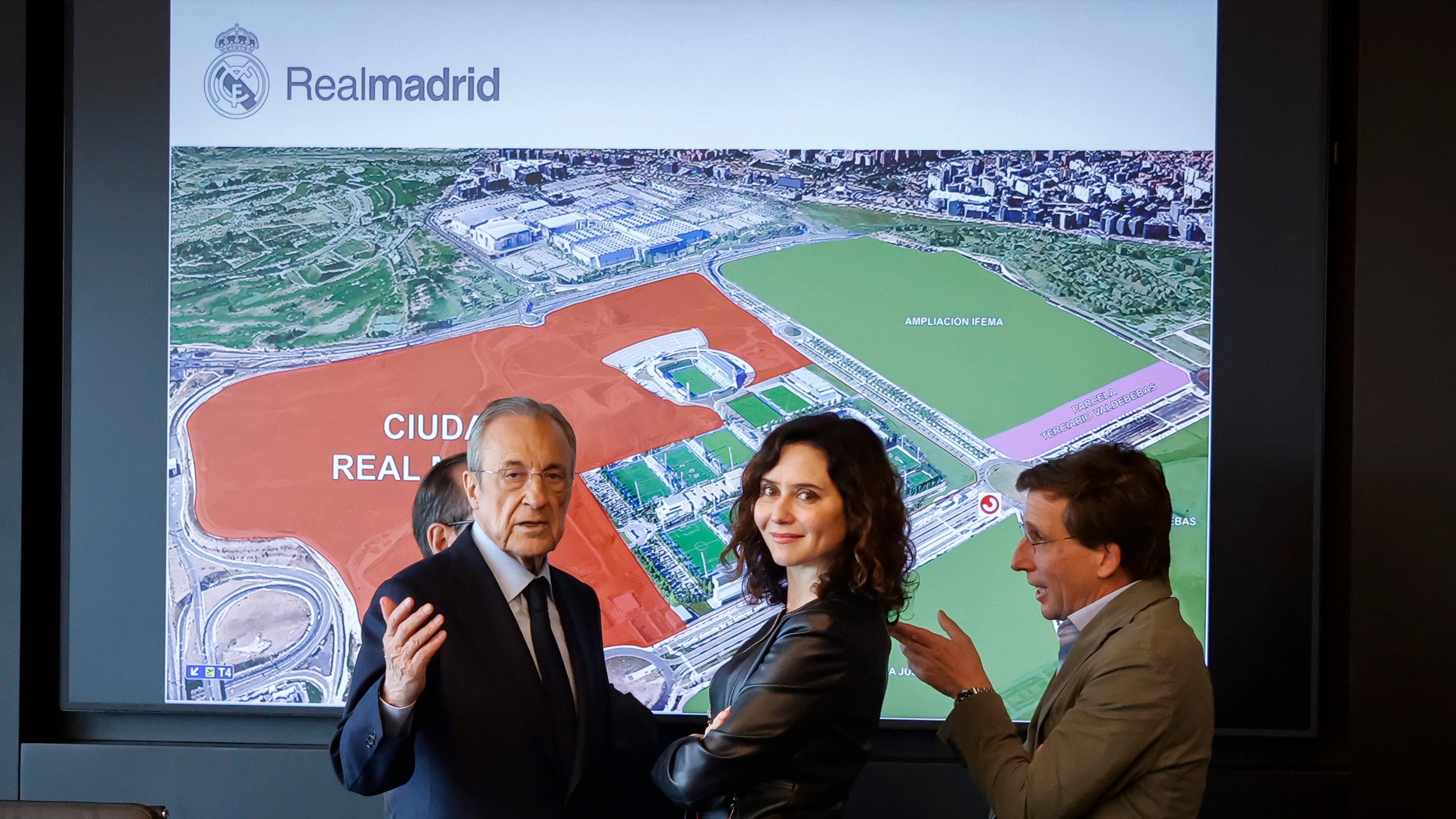 El Ayuntamiento recalifica la ciudad del Real Madrid con un informe que calcula mal el beneficio: sube de 1,46 a 98,6 millones