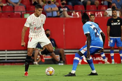 Lamela encara a Ciss en el pasado Sevilla-Rayo Vallecano.