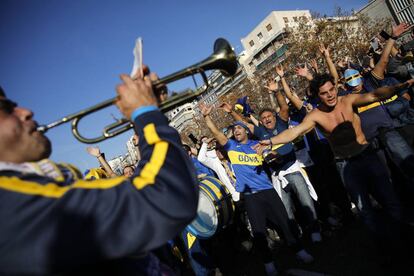 Seguidores de Boca Juniors horas ante de la final de la Copa Libertadores, en Madrid.