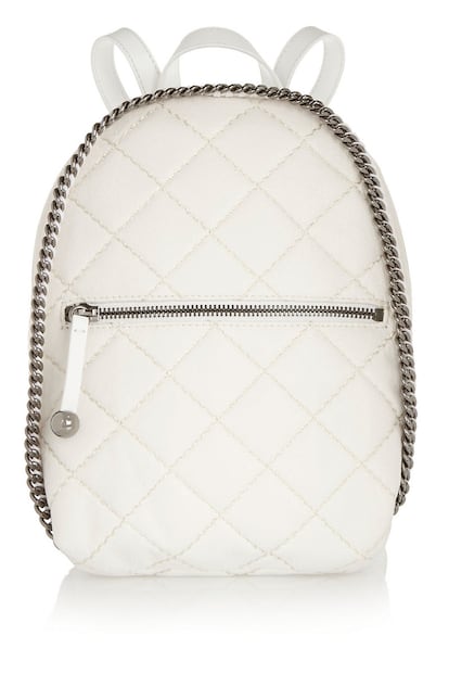 Stella McCartney se suma a la moda de las mochilas con este modelo que cuesta 695 euros.