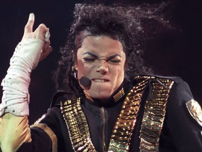 Michael Jackson en un concierto de 1993.
