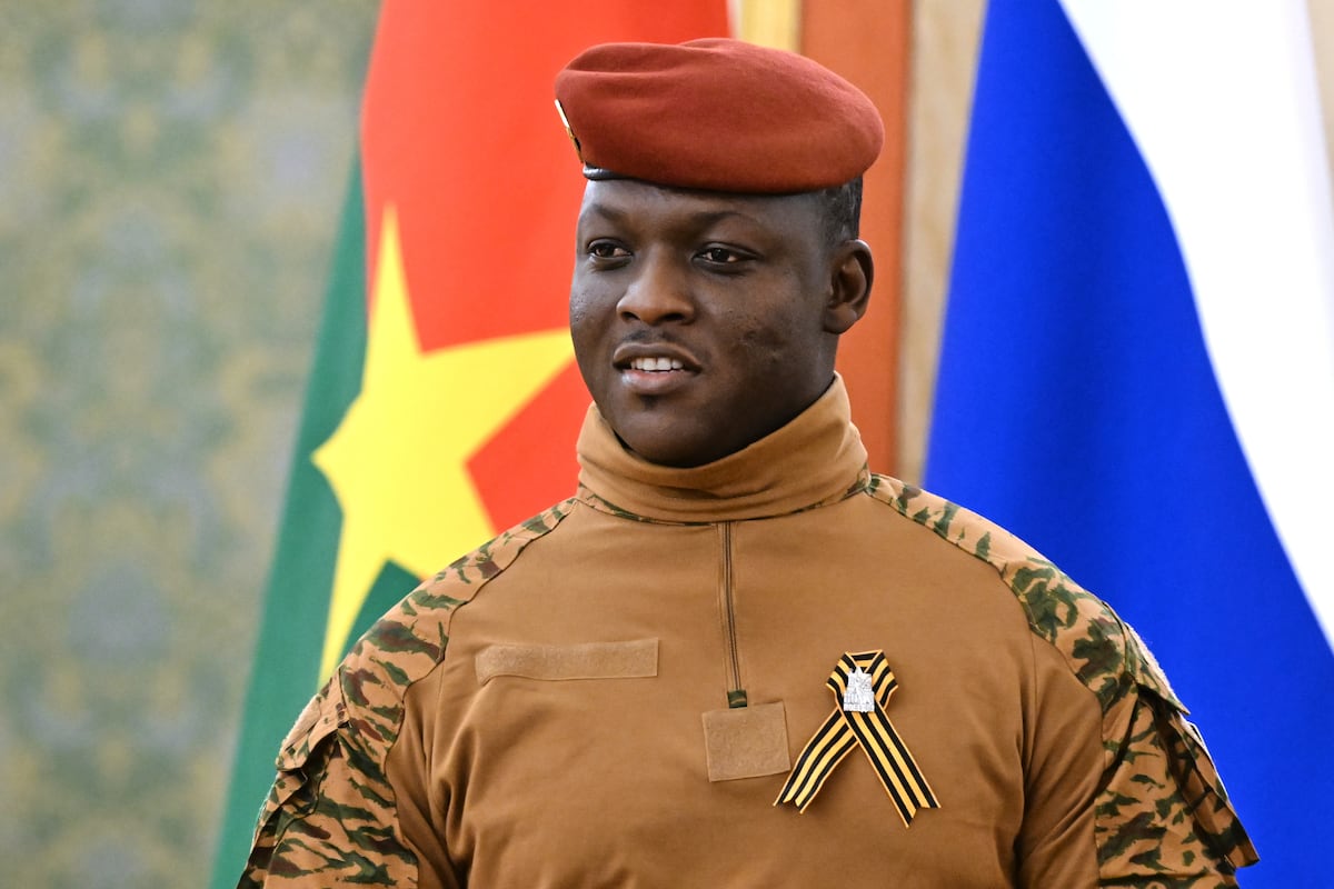 “Seguiremos existiendo, pero en el ámbito privado”: la comunidad LGTBIQ de Burkina Faso reacciona ante la nueva ley homófoba