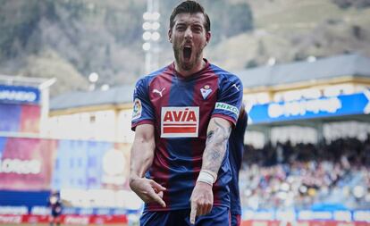 Sergi Enrich celebra el gol del triunfo del Éibar.