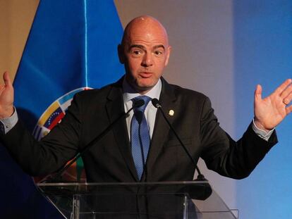 Gianni Infantino en el congreso de la CONMEBOL.