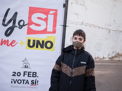 Celia Álvarez de la Iglesia, de 24 años, vive en Don Benito y es partidaria del sí a la unión de las dos ciudades.