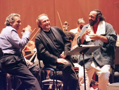 Plácido Domingo, a la izquierda, con José Carreras y Luciano Pavarotti, los Tres Tenores.