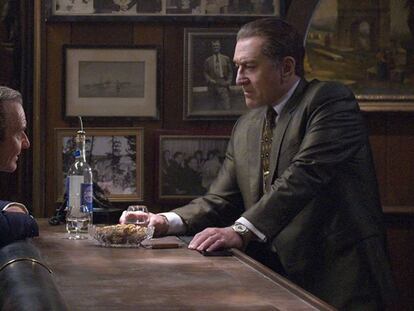 Joe Pesci y Robert De Niro, en una imagen de 'El irlandés', drama de Scorsese producido por Netflix.