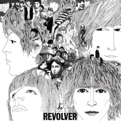 No era difícil esconder algún mensaje en el abigarrado collage que ilustra la portada del inmenso 'Revolver', de los Beatles. Se trata diversas fotos en blanco y negro de Paul, John, Ringo y George, amén de unas grandes caricaturas de los músicos. El responsable fue el artista alemán Klaus Voormann, que no se resistió a incluir una imagen de sí mismo y estampar su firma entre los pelos de George Harrison, en la parte inferior derecha del disco.