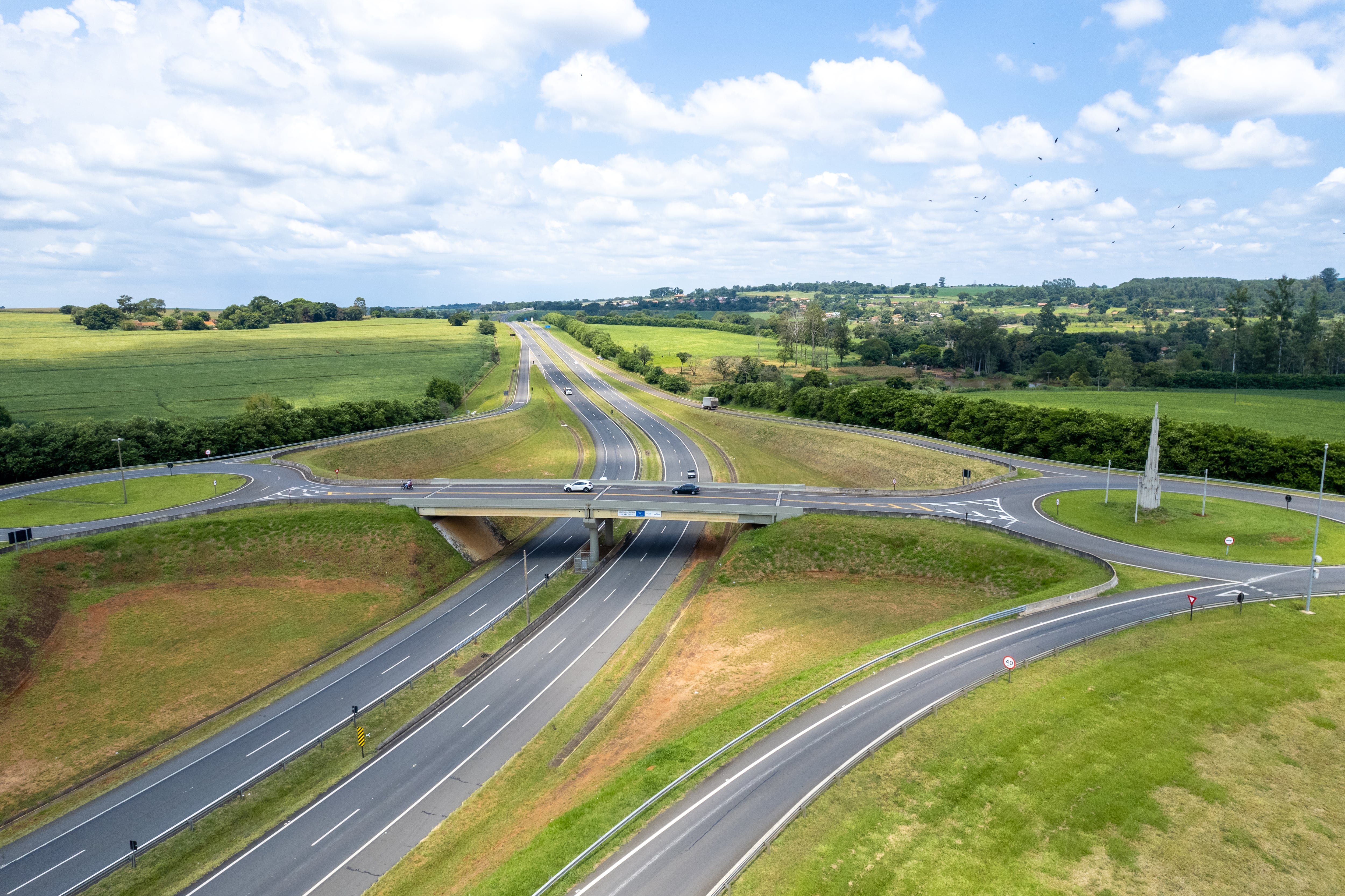 Vía de alta capacidad gestionada por Abertis.