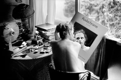 Su amor por el cine francés, en especial la 'nouvelle vague', se refleja en el título de la exposición, 'Al final de la escapada', película de Godard, clave de este movimiento cinematográfico. En la imagen, 'Kodachrome' (1983).