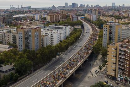 Vista aérea de la llegada de las marchas a Barcelona, este viernes.