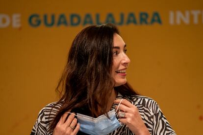 Fernanda Trías durante la ceremonia de premiación.