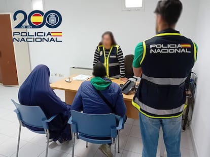 La policía detiene en Elche a una pareja por someter a su hija de tres años a una ablación
