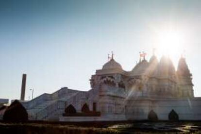 El santuario hindú Swaminarayan Mandir, conocido como el Taj Mahal londinense.