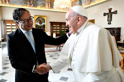 El Papa Francisco y Gustavo Petro