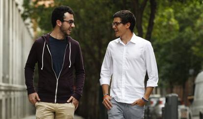 Juan Pablo Carrasco (derecha) y &Aacute;lvaro Cerame, presidente y vicepresidente dela Coordinadora de Estudiantes de Medicina. 